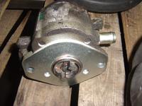 Caterpillar Steering Pump photo