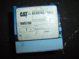 CATERPILLAR ROLLER BEARING