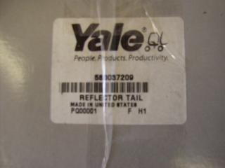 YALE REAR LIGHT REFLECTOR