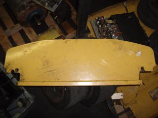 CATERPILLAR REAR CONTROLE COVER