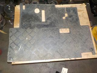 CATERPILLAR FLOOR MAT