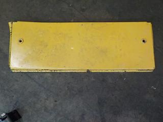 CATERPILLAR Used Radiator Cover