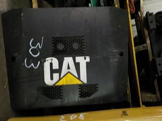 CATERPILLAR Rear Panel