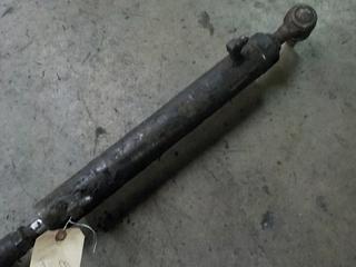 CATERPILLAR Used Steer Cylinder