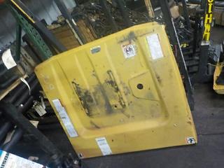 CATERPILLAR Used Battery Cover