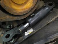 Caterpillar Used Lh Tilt Cylinder photo