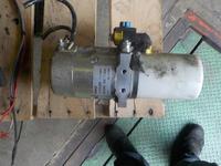 Crown Used Hydraulic Motor photo