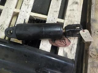 YALE USED TILT CYLINDER RH