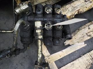 MITSUBISHI Used 3 Spool Control Valve