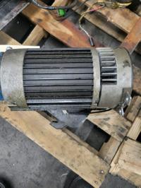 Mitsubishi Used Steer Motor photo