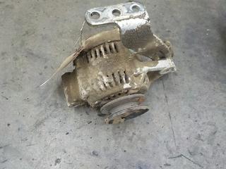 TOYOTA Used Alternator