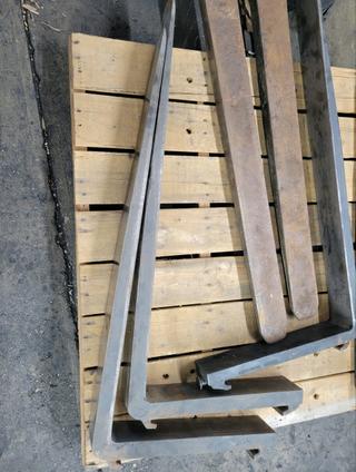 CASCADE Used 1.75"x4"x42" CLII Fork